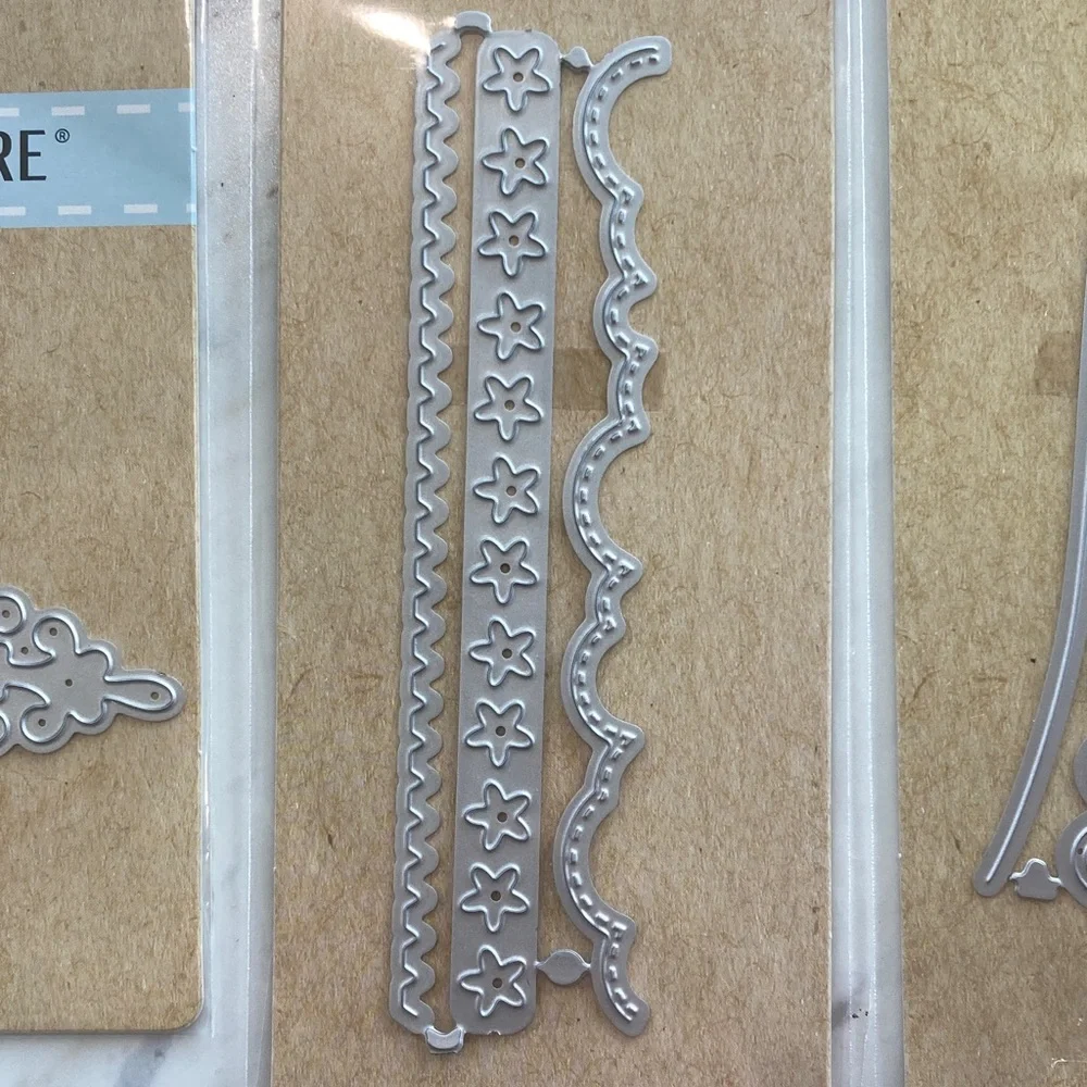 Crafter’s Square Cutting Dies Borders Corner